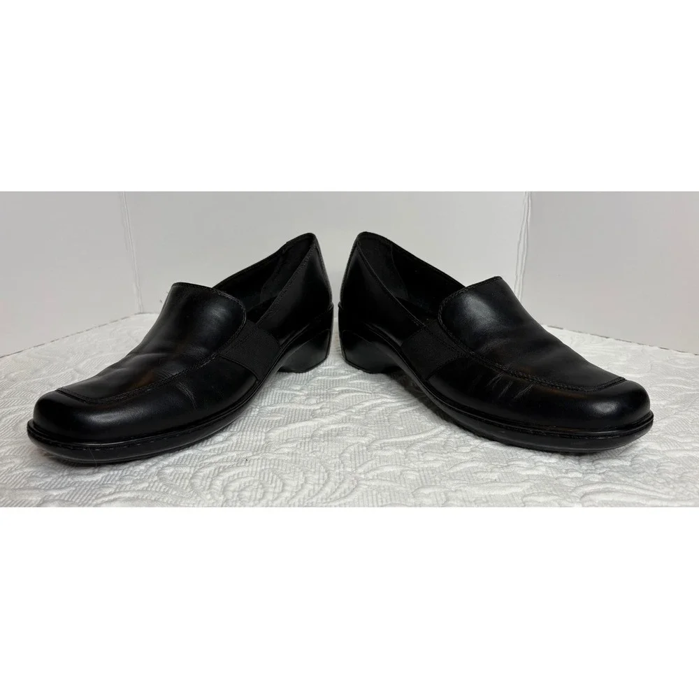 Clarks Womens Black Leather Slip On Loafers Low Wedge Square‎ Toe Shoes Size 10M